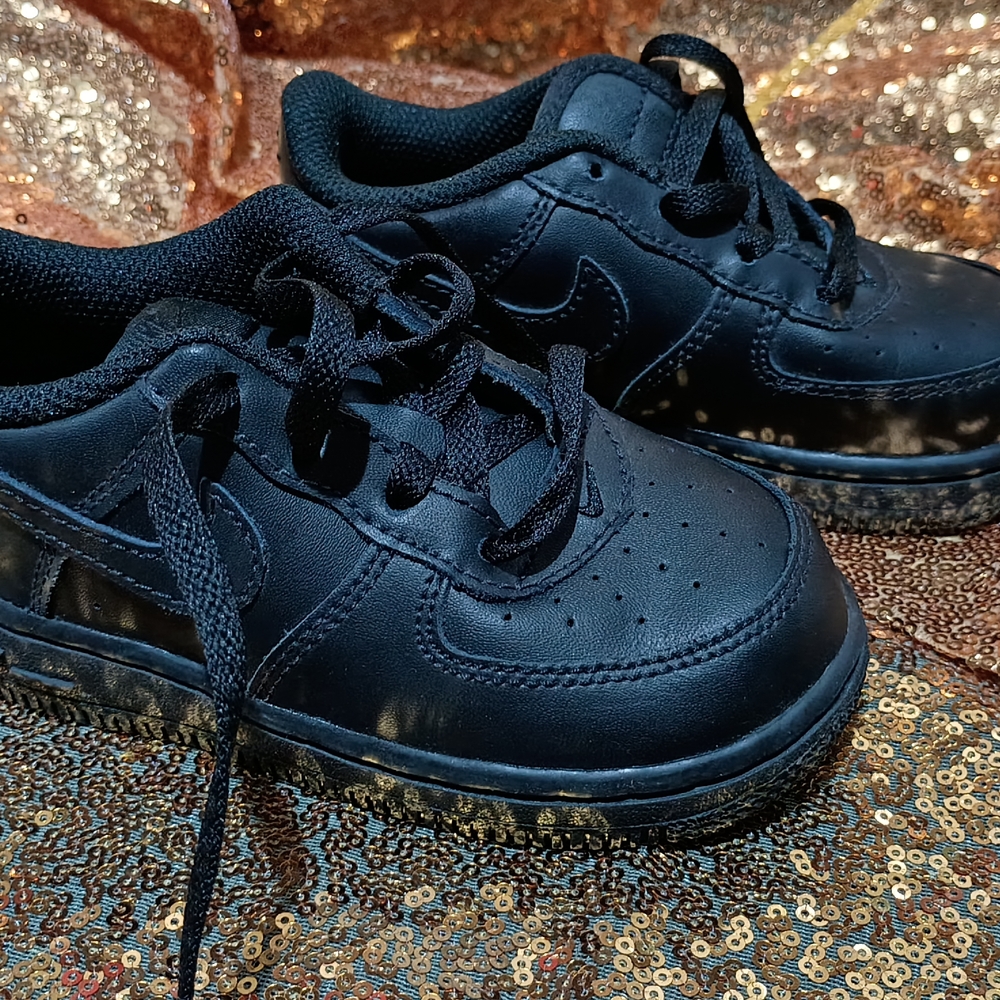 Nike Kids Black Sneakers